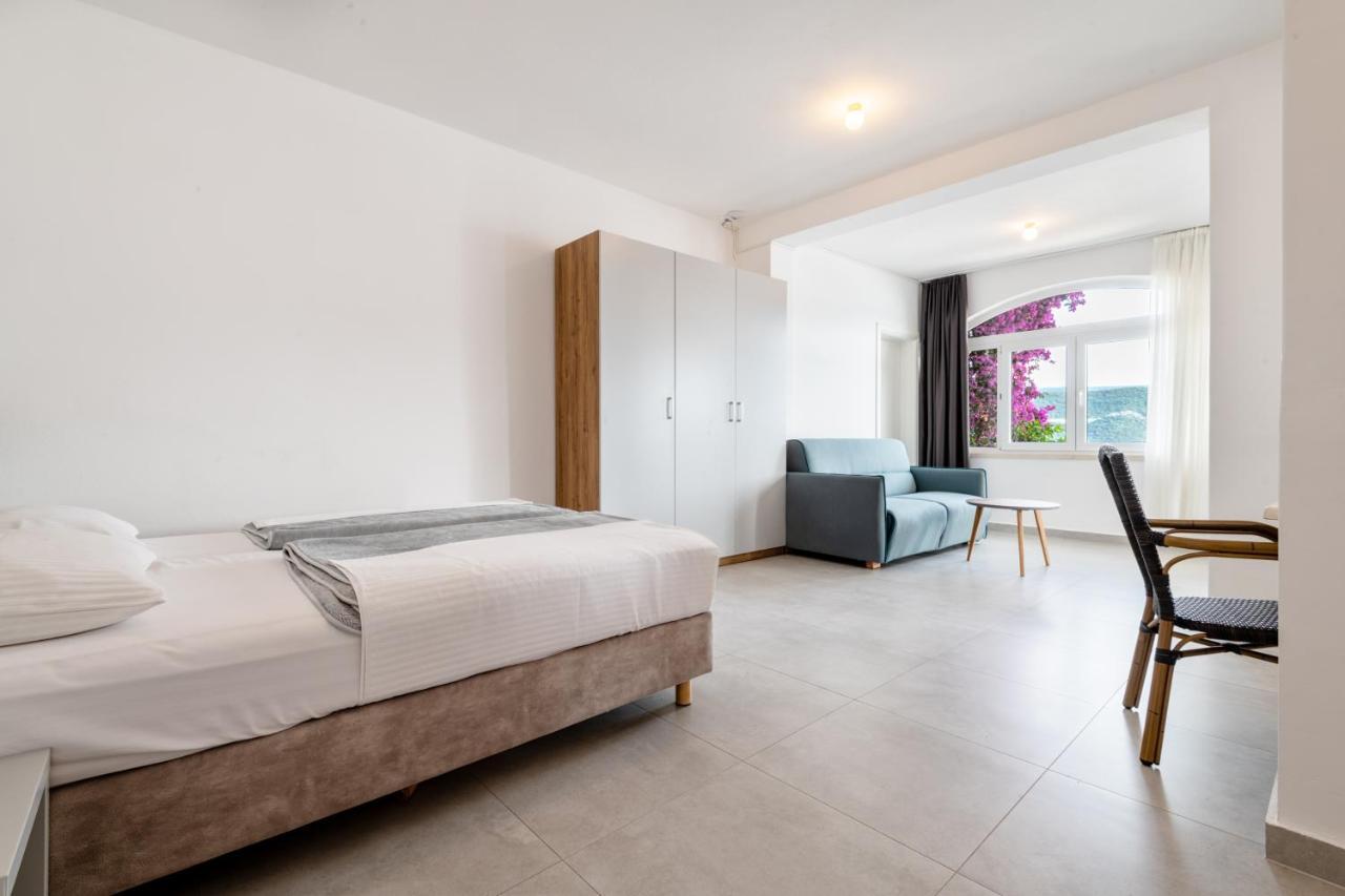 נאום Hotel Villa Barbara מראה חיצוני תמונה
